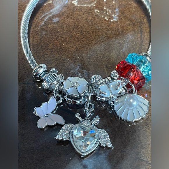 Adjustable bracelet - Picture 6 of 8